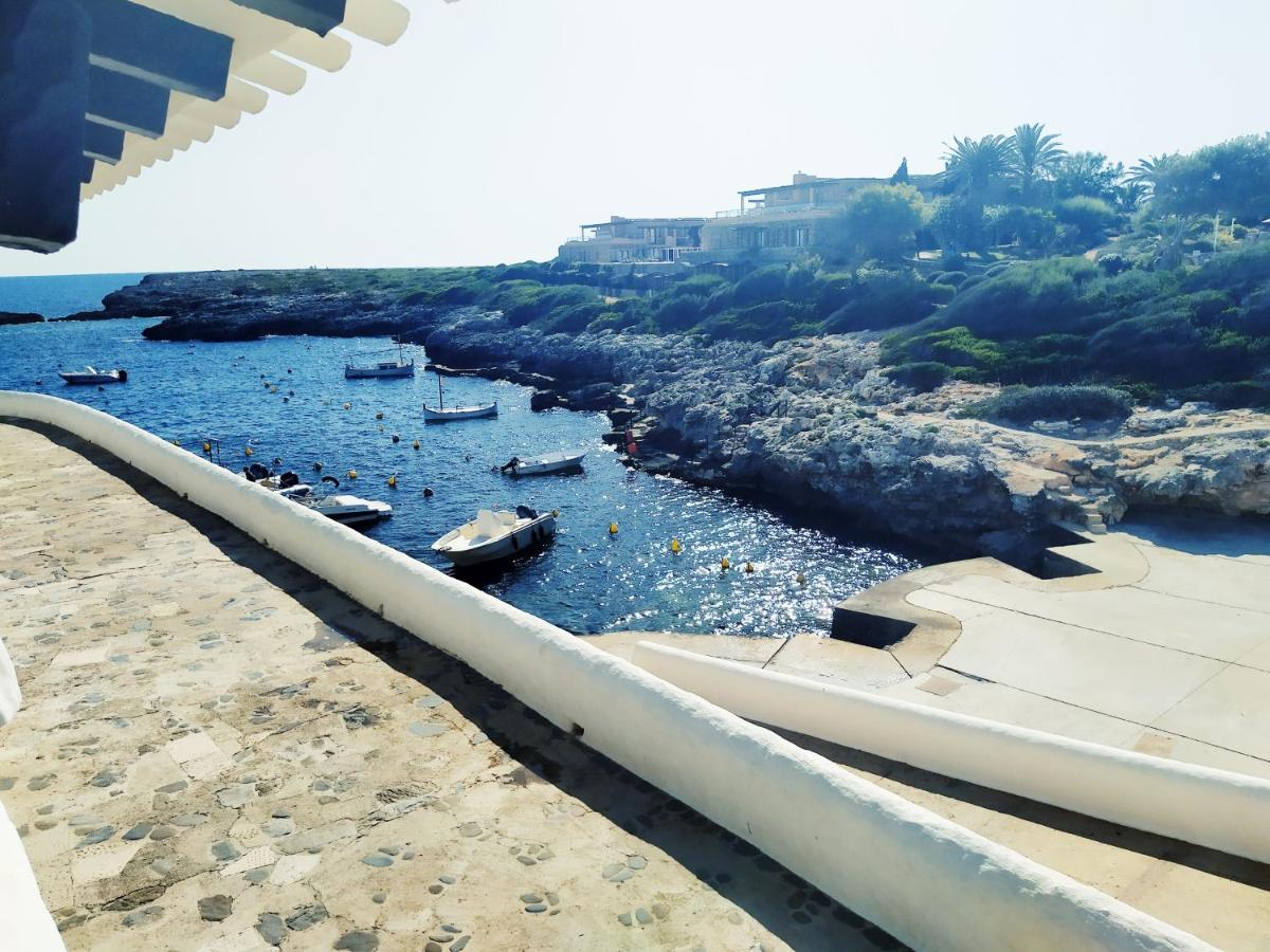 Fantástica casa a primera línea de mar en Binibeca - Ferienwohnung