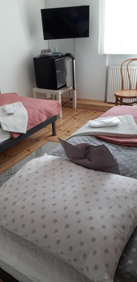 Petite Chambre Lits Jumeaux