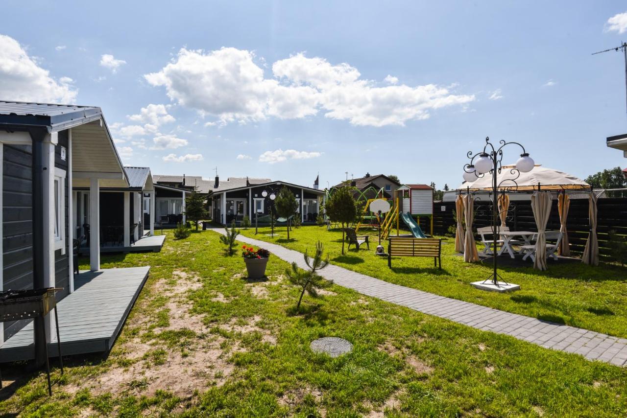 Poilsio nameliai Šventojoje Vyturiai - B&B Šventoji