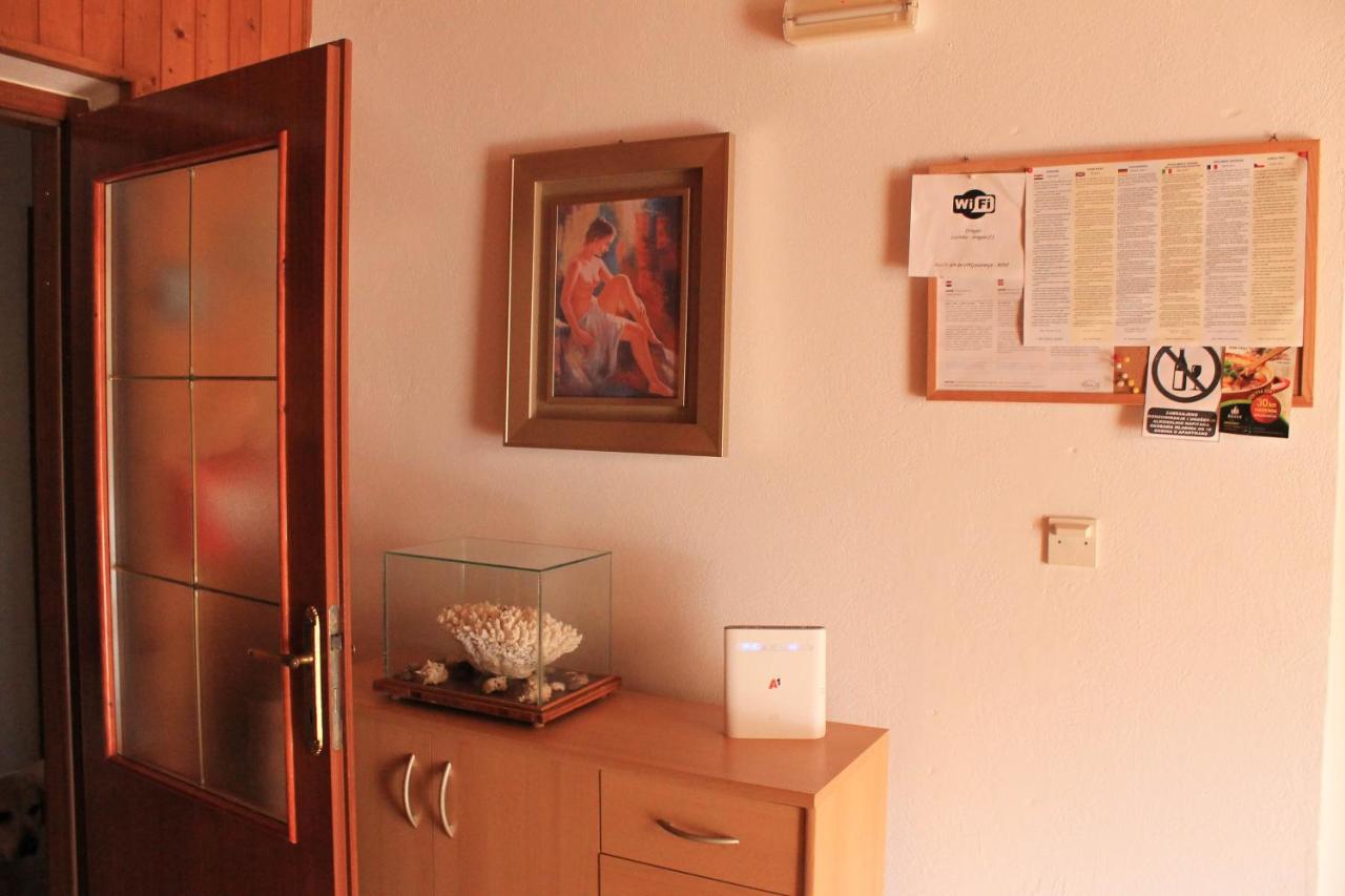 Natasa Medvinjak - Ferienwohnung Korčula