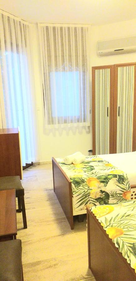 Chambre Lits Jumeaux - Vue sur Ville