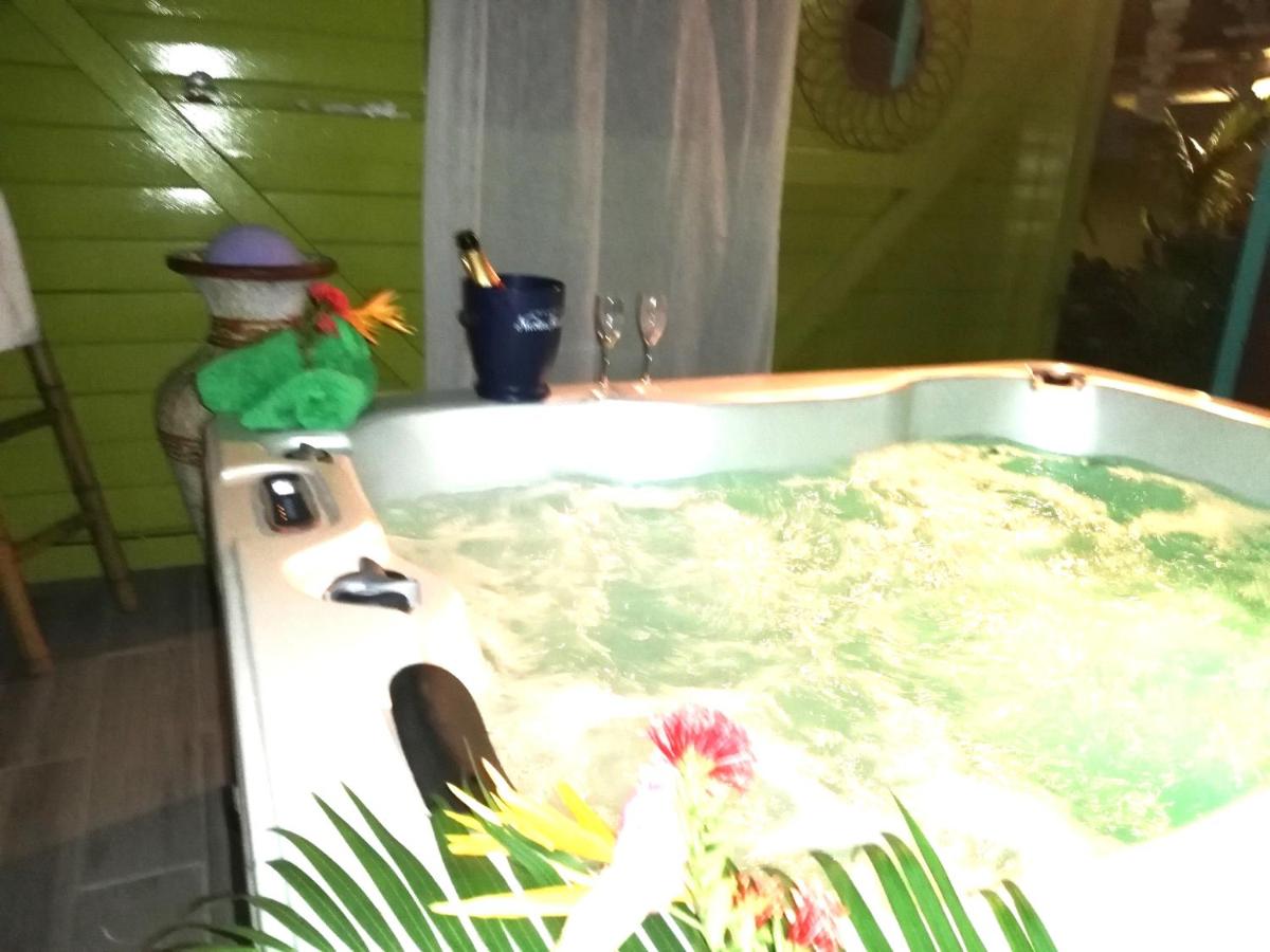 Au Sable D'Or - Spa - WIfi- Piscine - B&B