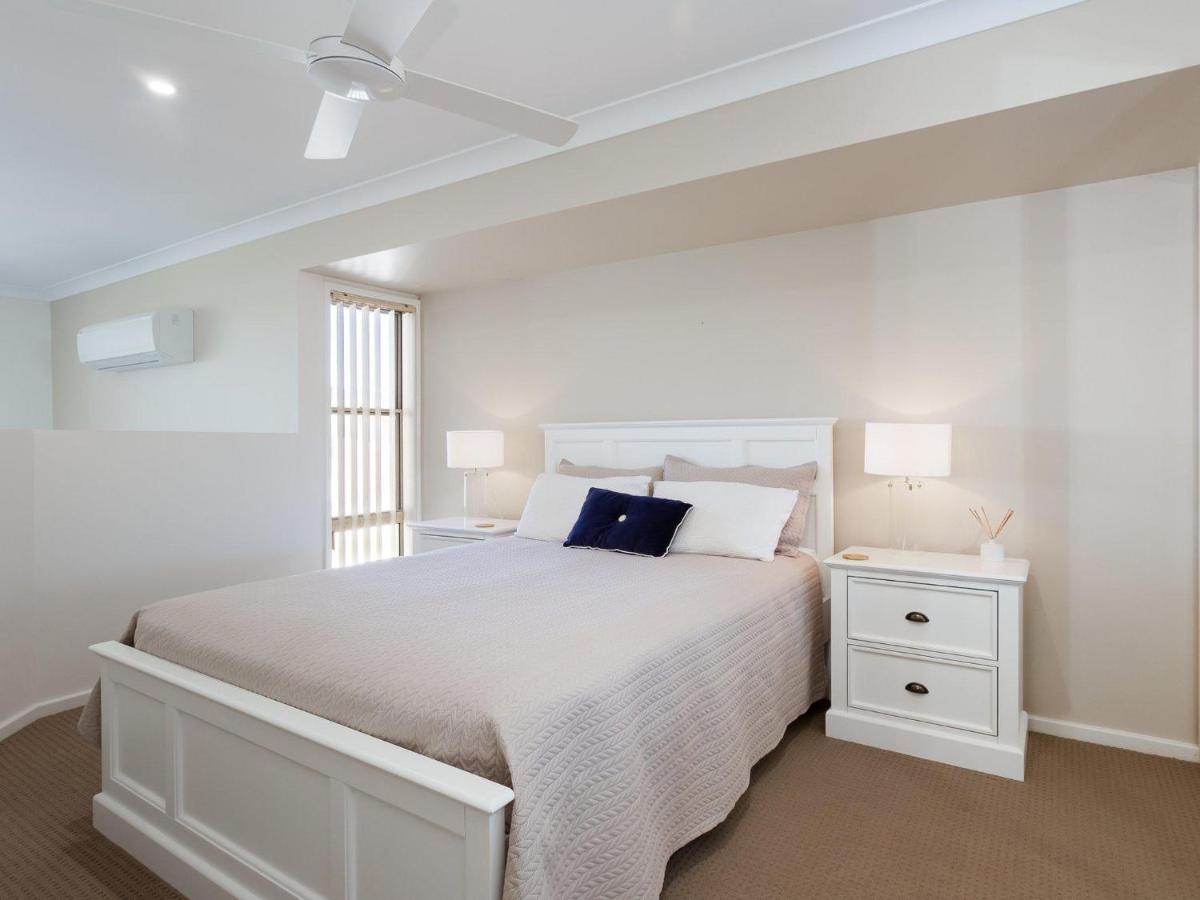 Walk on Birubi 1 WI-FI Boat Parking and Water Views - Chambres d’hôtes Eneabba