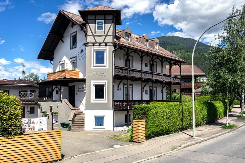 B&B Garmisch-Partenkirchen - Das Nordberg Guesthouse - Bed and Breakfast Garmisch-Partenkirchen