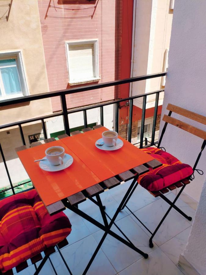 Charming apartment in Alicante near the sea & city center - B&B Alicante