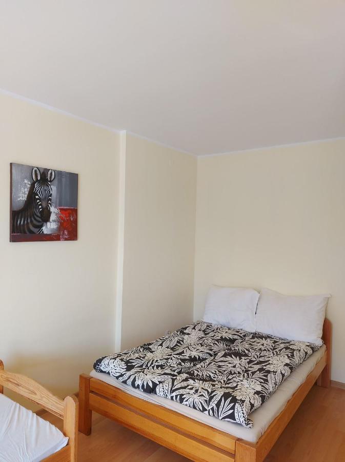Camera Matrimoniale Deluxe (2 Adulti + 1 Bambino) 