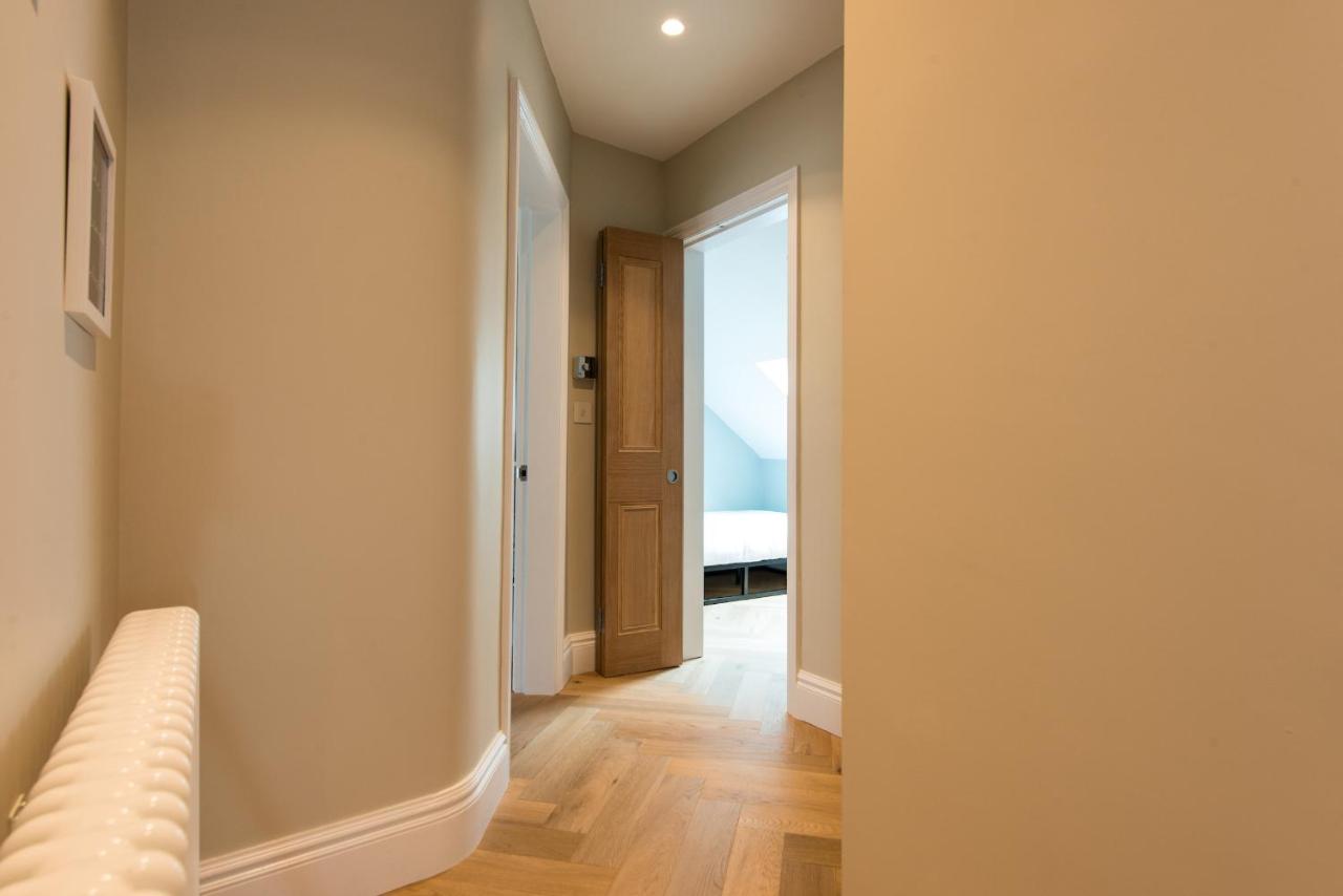 City Centre, Newly Refurbished Stylish Apartment - Ferienwohnung Edinburgh