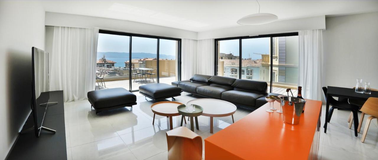 Penthouse Apartment