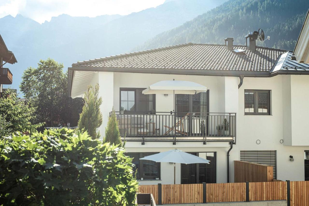Oskar Apartments - B&B Neustift im Stubaital