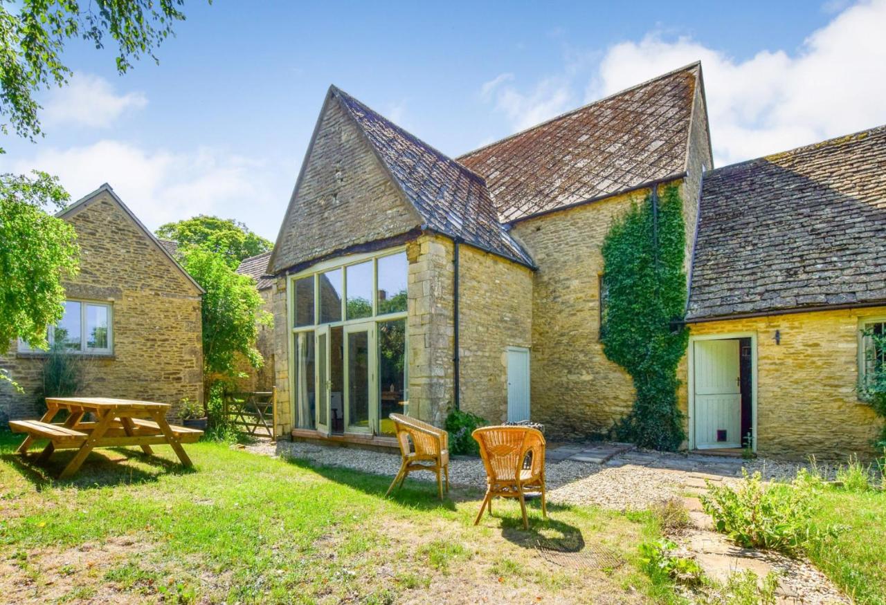 B&B Cirencester - Butts Farm - Bed and Breakfast Cirencester