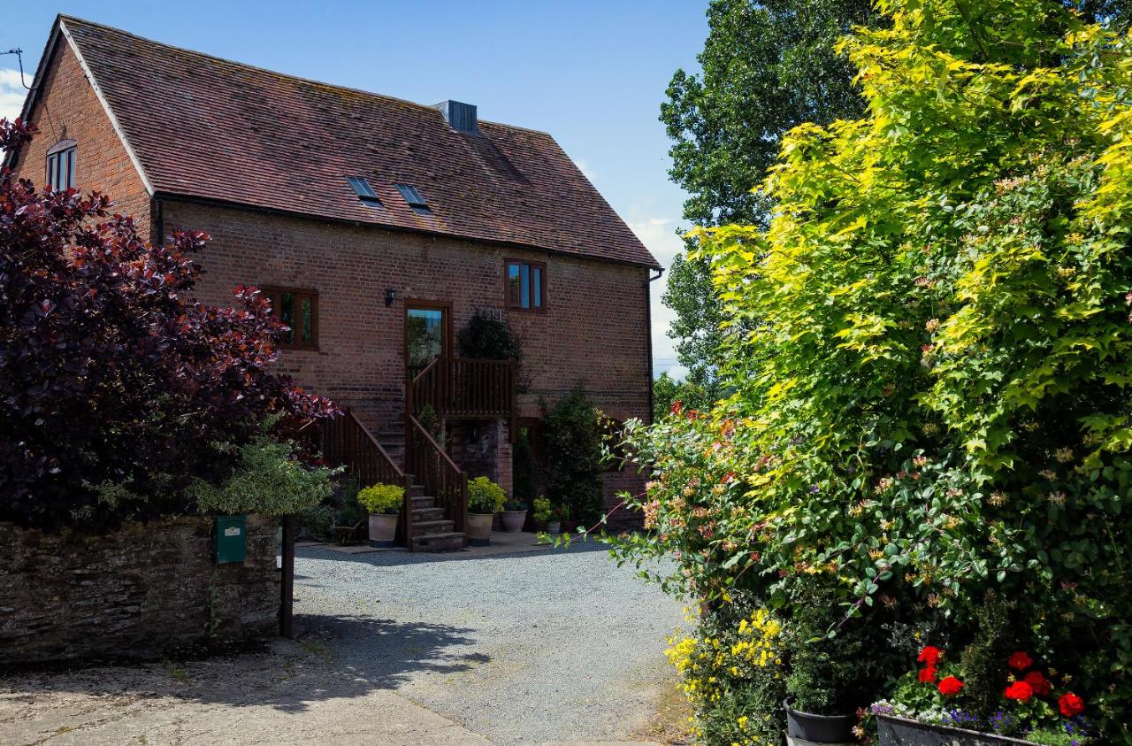The Chaff House - farm stay apartment set within 135 acres - B&B Bromyard