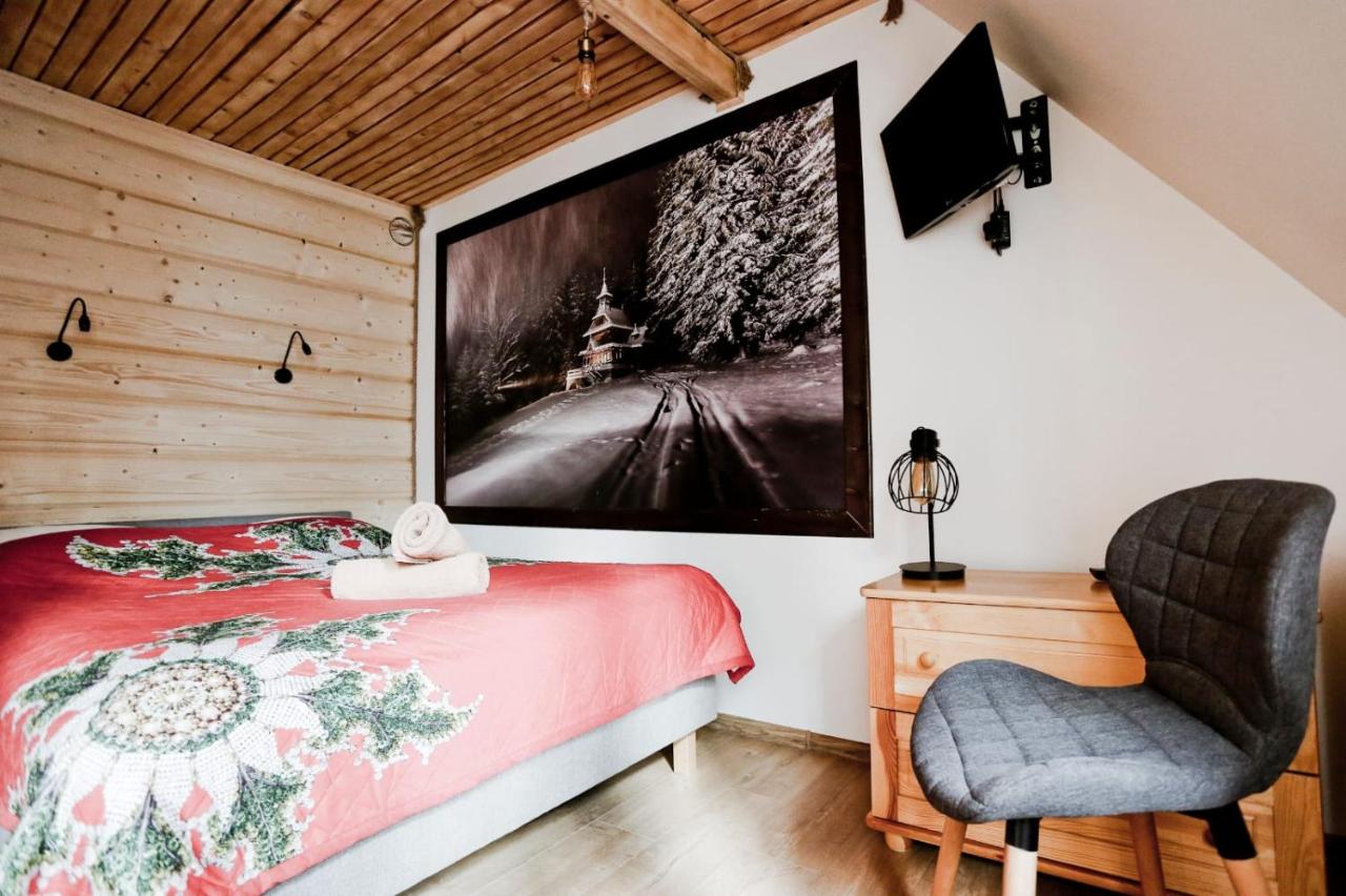 Suite with Mountain View