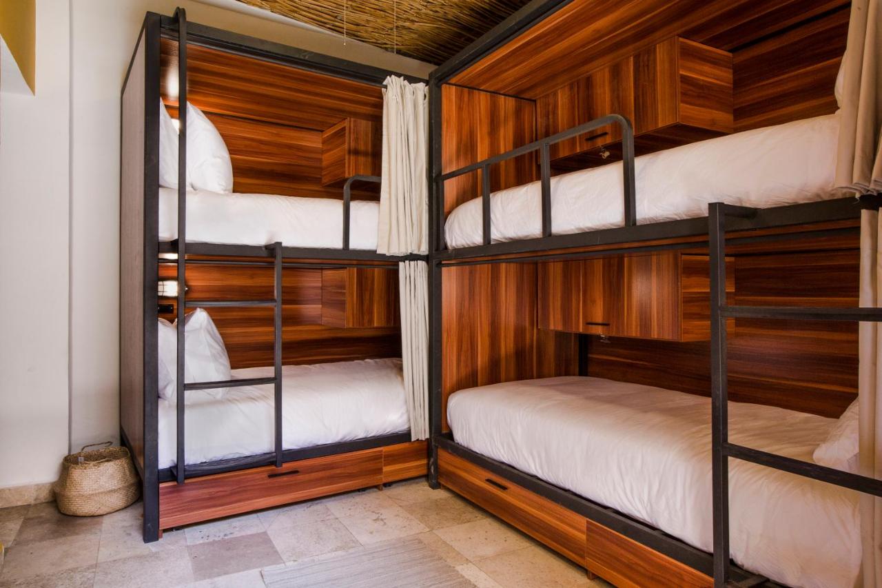 Bed in 8-Bed Mixed Dormitory Room