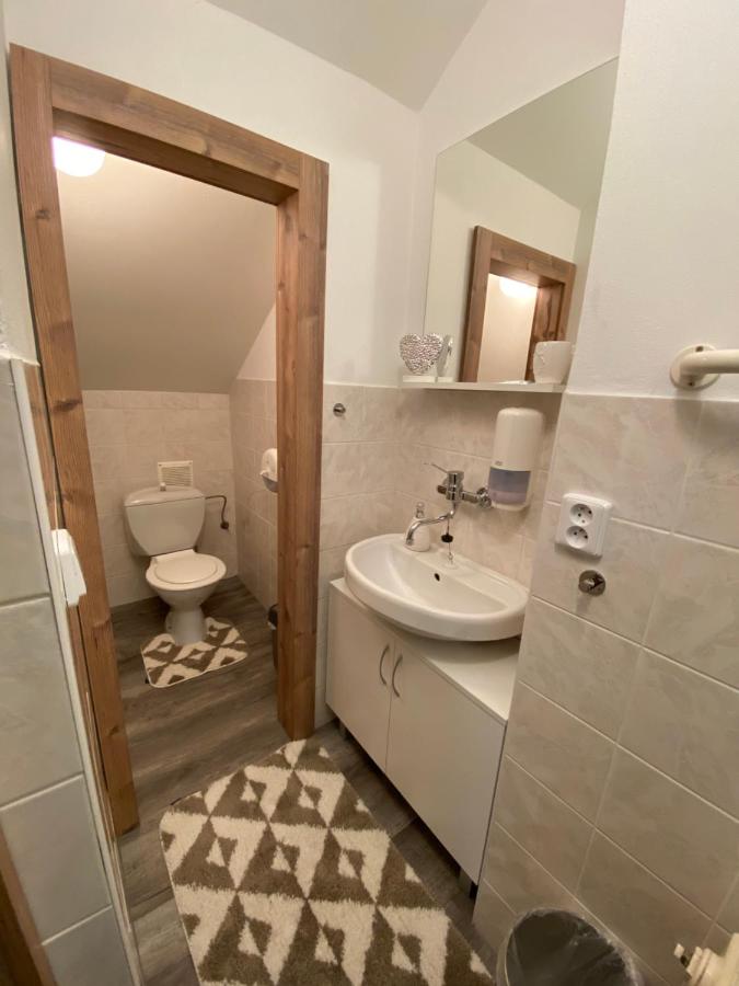 Chambre Quadruple avec Salle de Bains Privative