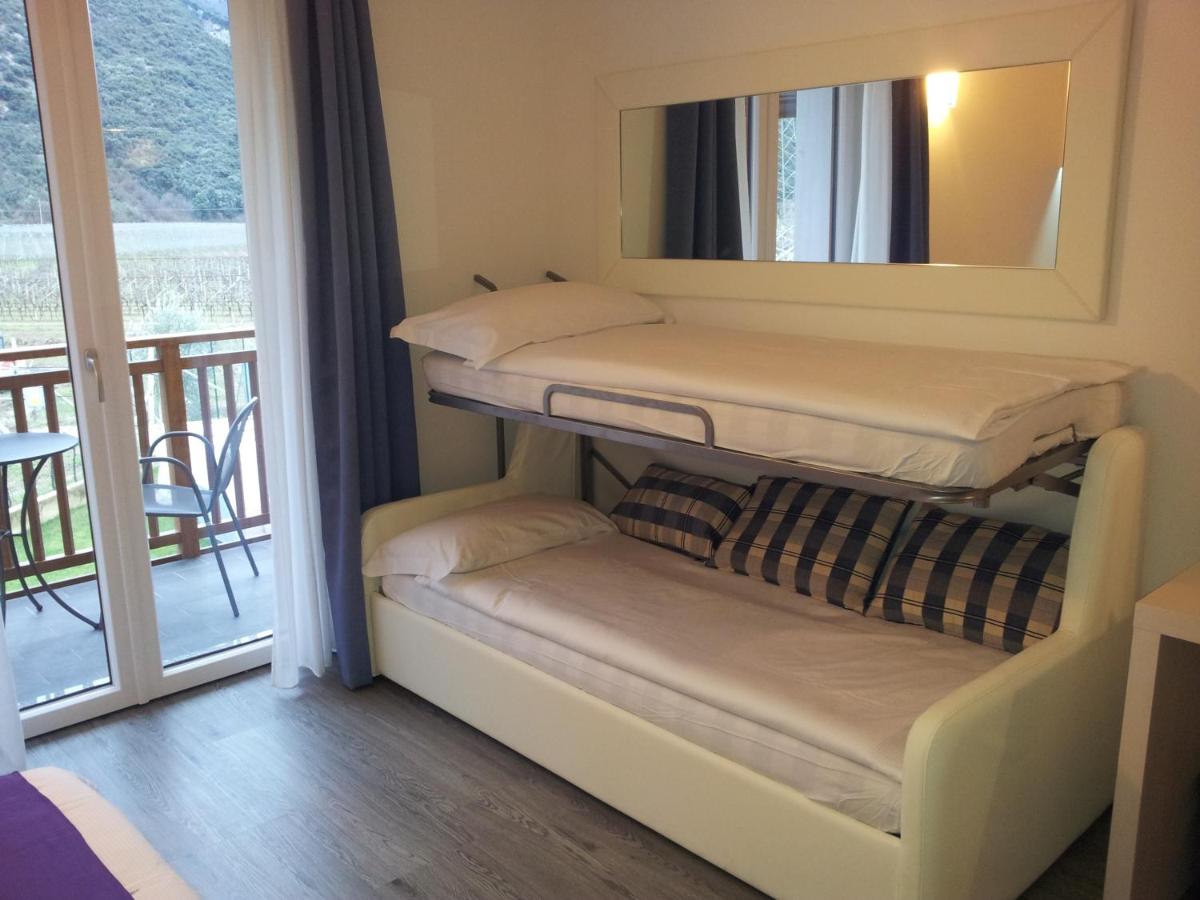 Dreibettzimmer mit Balkon