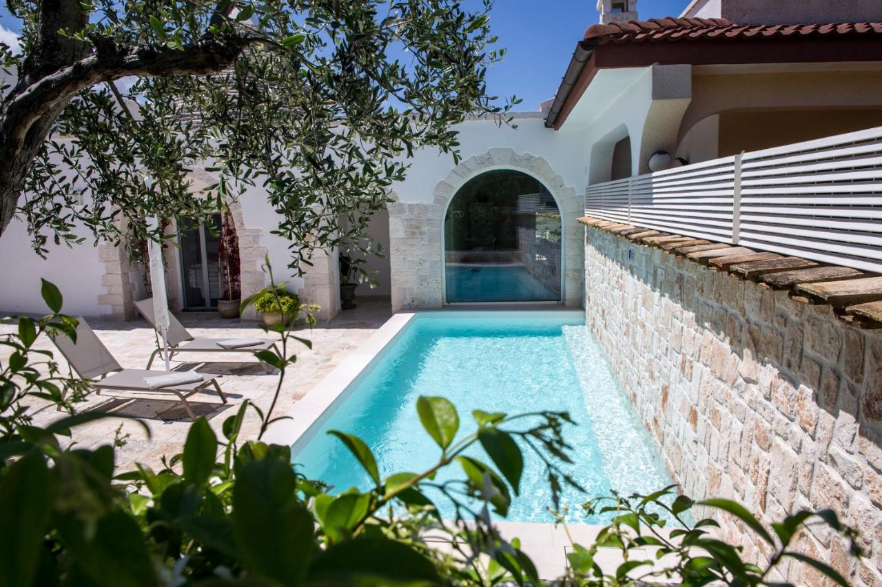 B&B Santa Lucia - Trulli Pietraviva with Pool - Bed and Breakfast Santa Lucia