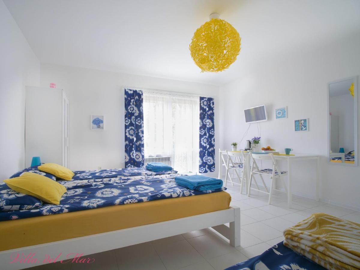 Chambre Triple avec Salle de Bains