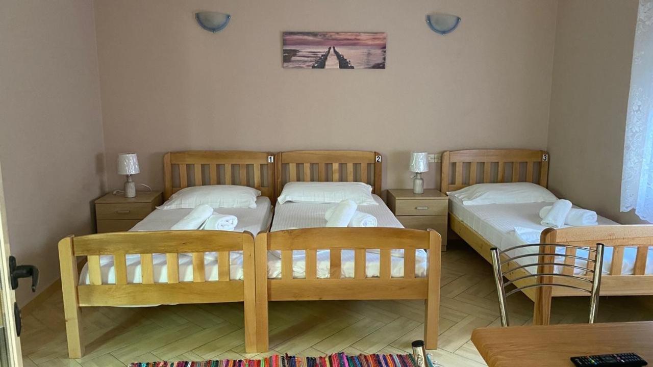 Habitación Triple Básica