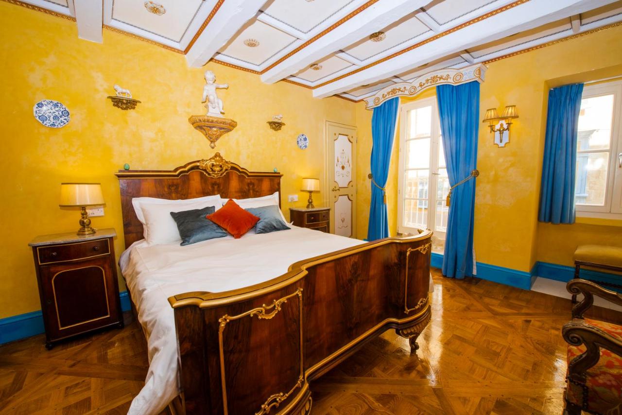 Kamer met Kingsize Bed en Balkon