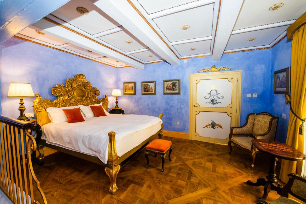 Queen Room - Disability Access
