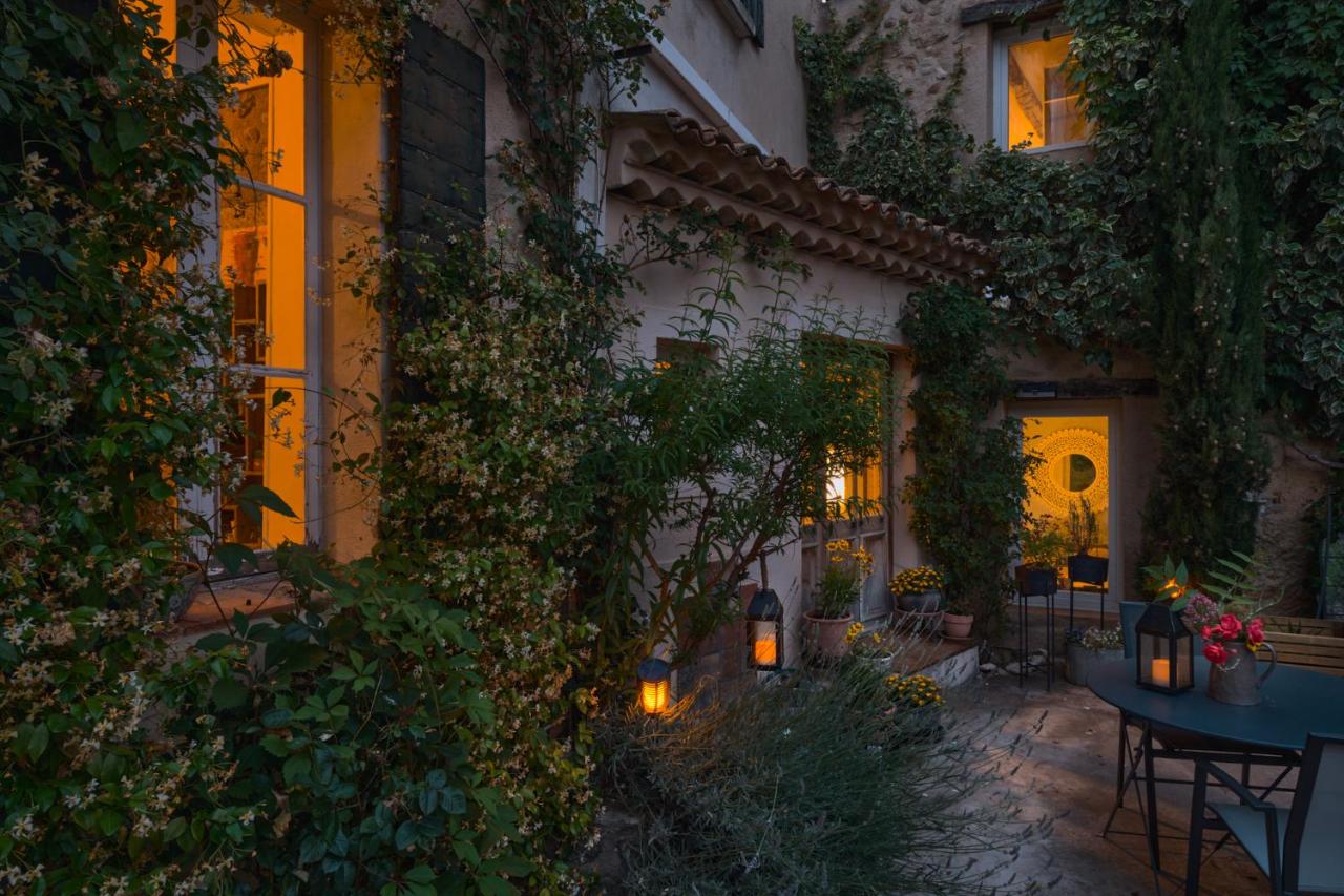 Maison Lou Roucas - Chambres d’hôtes