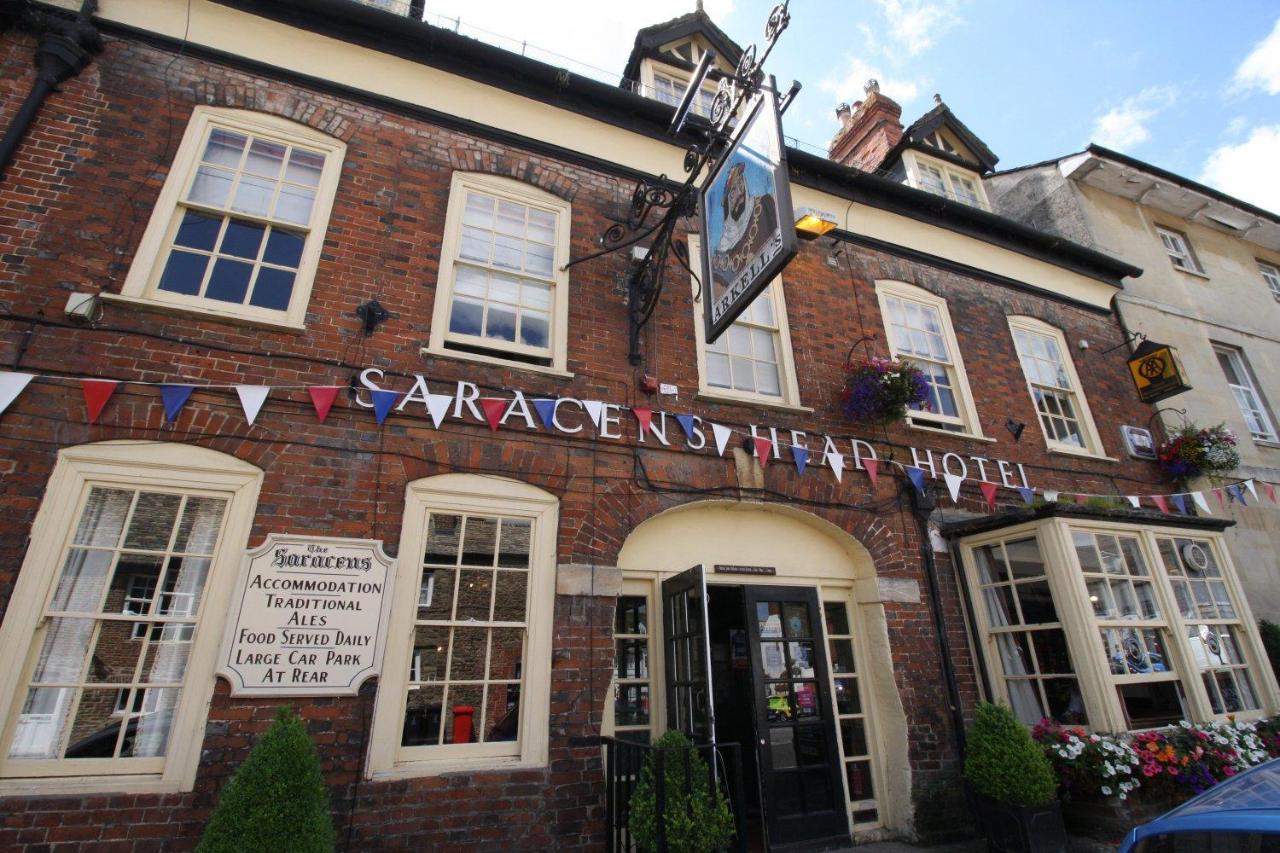 B&B Highworth - The Saracens Head Hotel - Bed and Breakfast Highworth