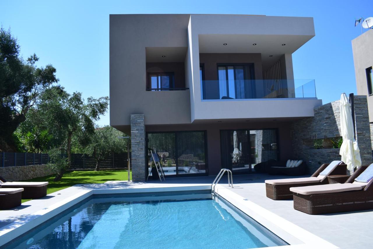 Aguacate Meliti with heated private swimming pool - B&B