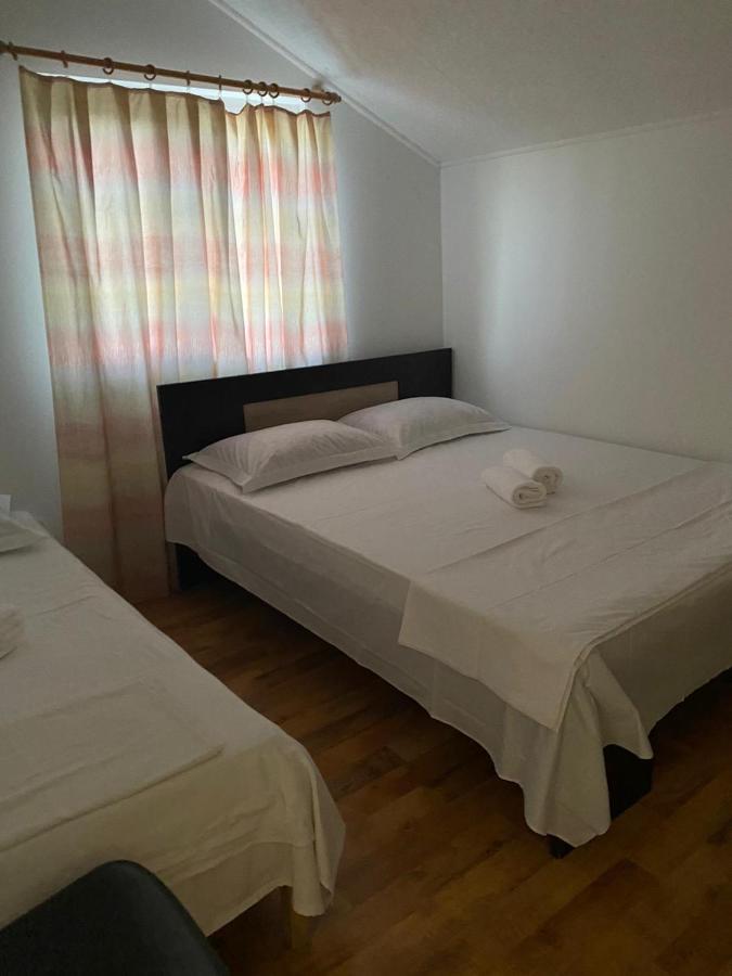 Habitación Triple Básica