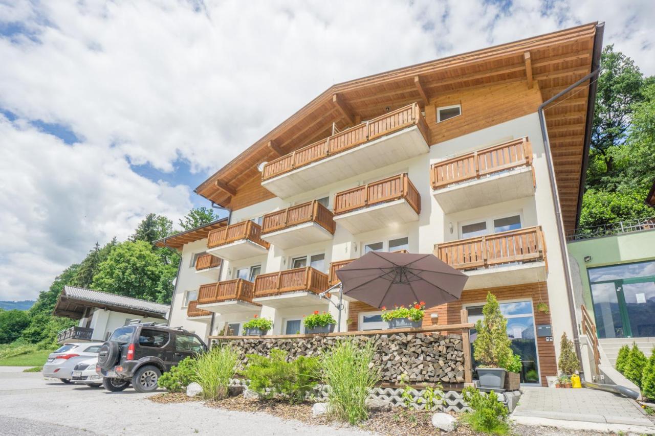 Praga Apartments & Restaurant Zell am See-Kaprun - Bed and Breakfast