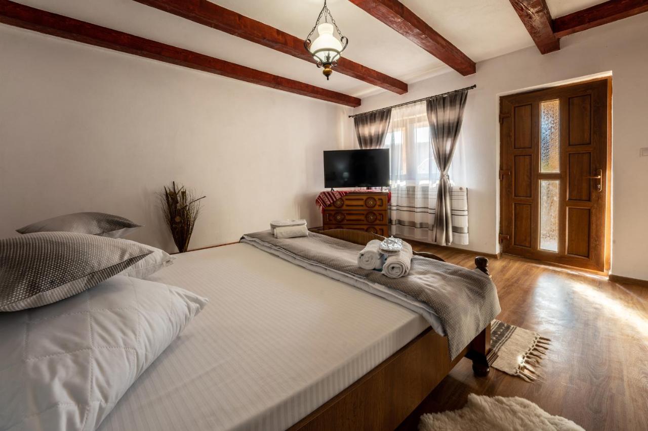 Casa Brutarului Crit - B&B