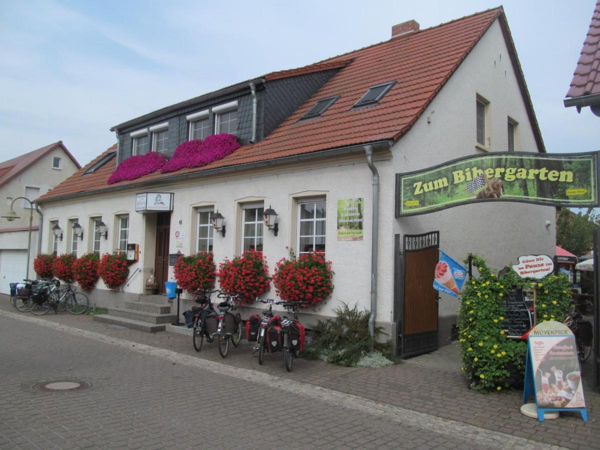 B&B Steckby - Gasthaus und Pension Zum Biber - Bed and Breakfast Steckby