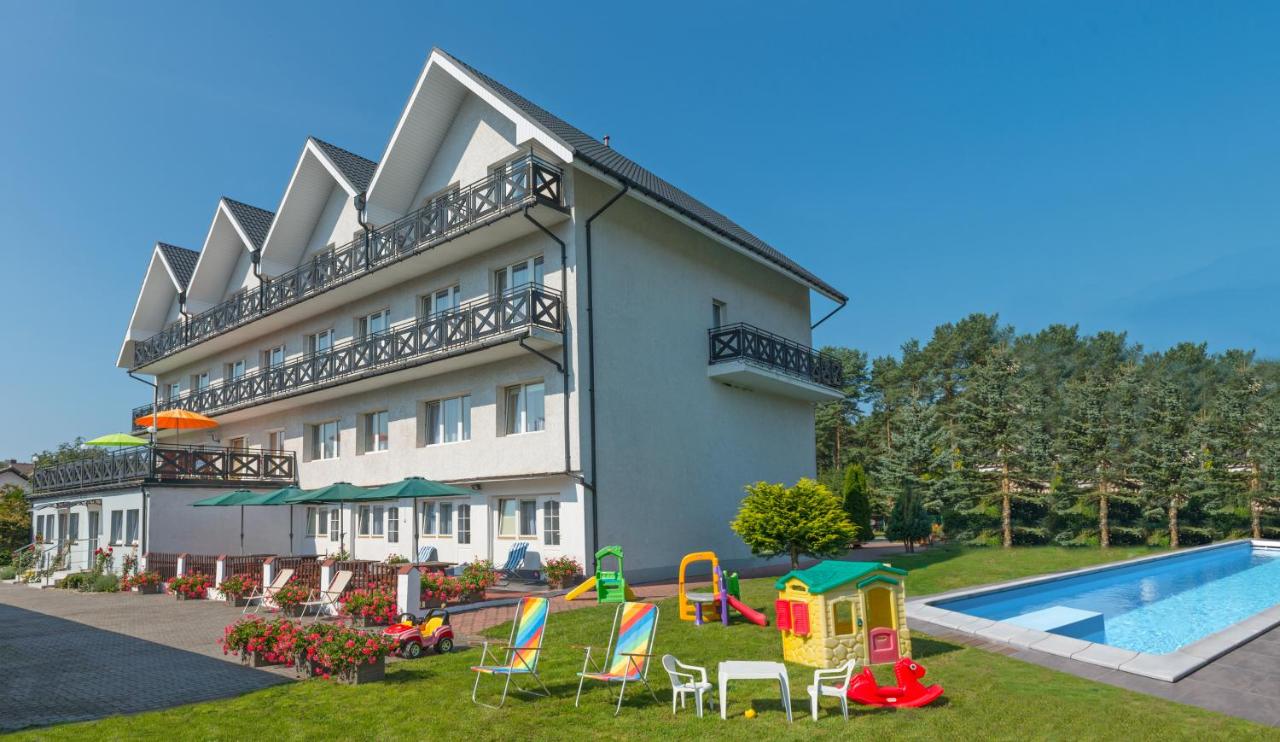 Piramida Lux - B&B Mrzeżyno