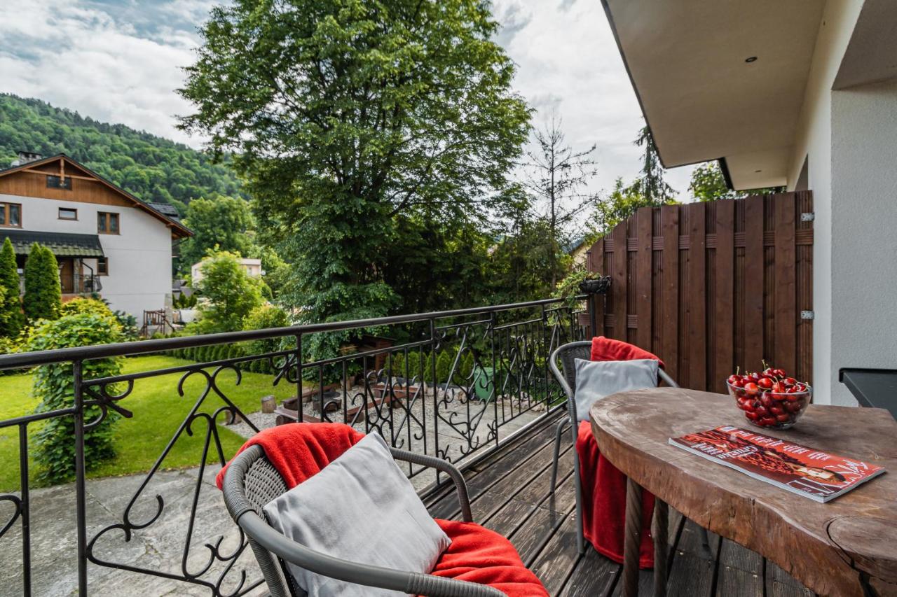 Vierbettzimmer mit Balkon