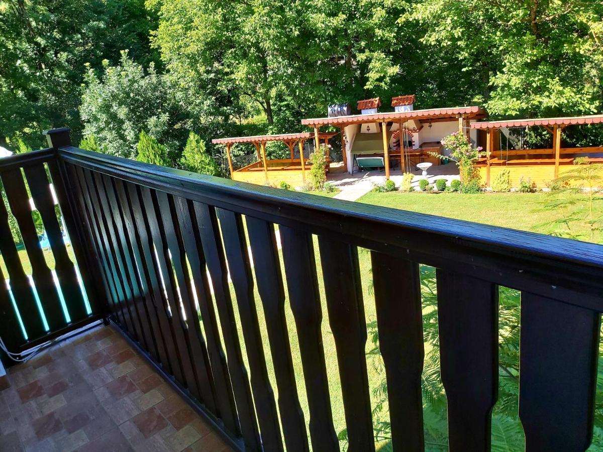 Driepersoonskamer met Terras