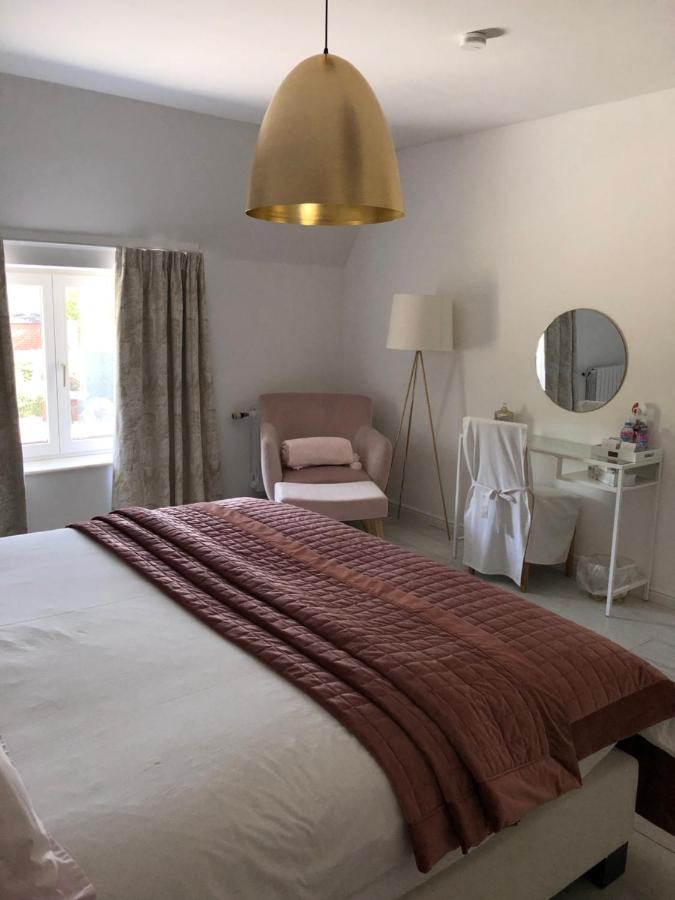 Tweepersoonskamer met een Eigen Externe Badkamer