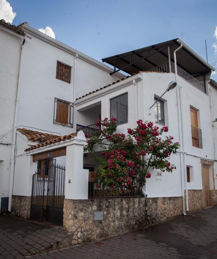 Vivienda Turística Alojamiento Rural Casa de la Abuela - Bed and Breakfast La Matea