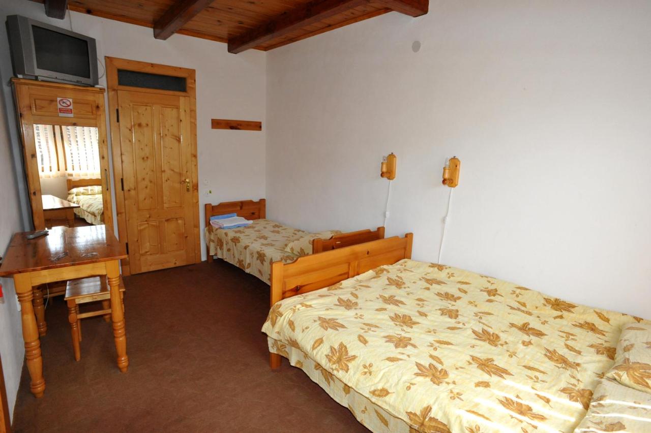 Dreibettzimmer