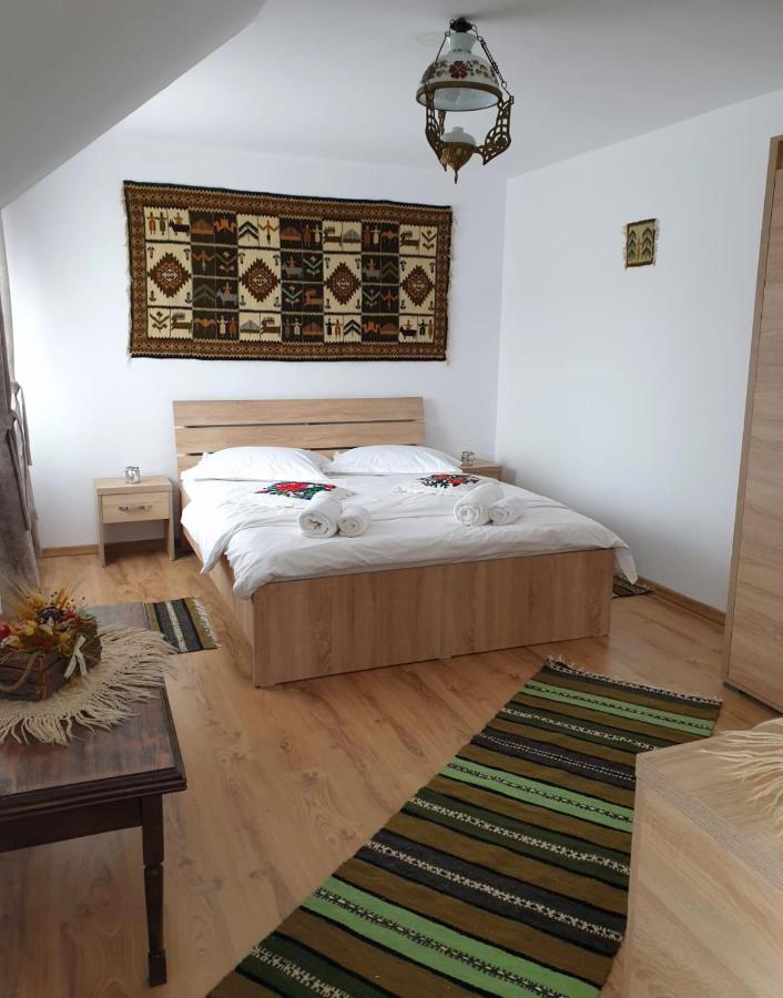 Suite - Vue sur Piscine