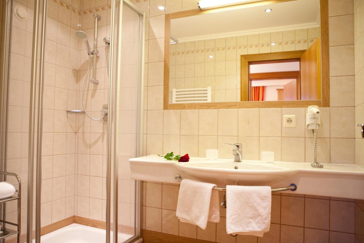 Large Two-Bedroom Apartment with Balcony