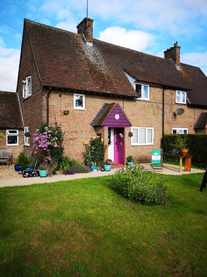 Avebury Life - B&B