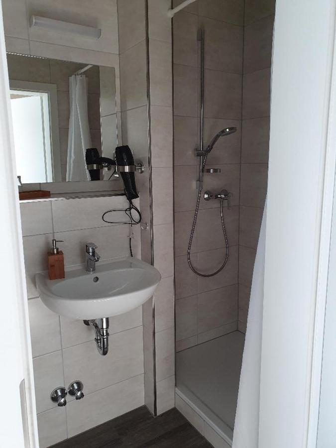 Camera Singola con Bagno Privato