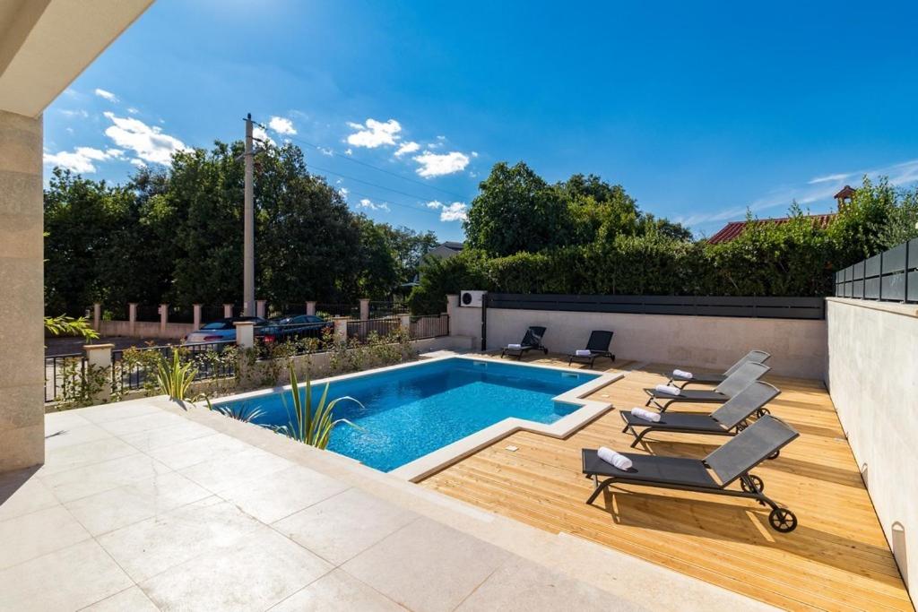 Villa Munat - Ferienwohnung