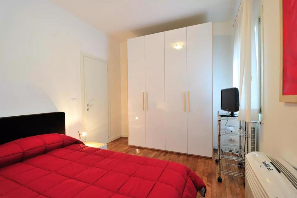 Two bedroom apartment - Separate Building - Cannaregio  3345D 