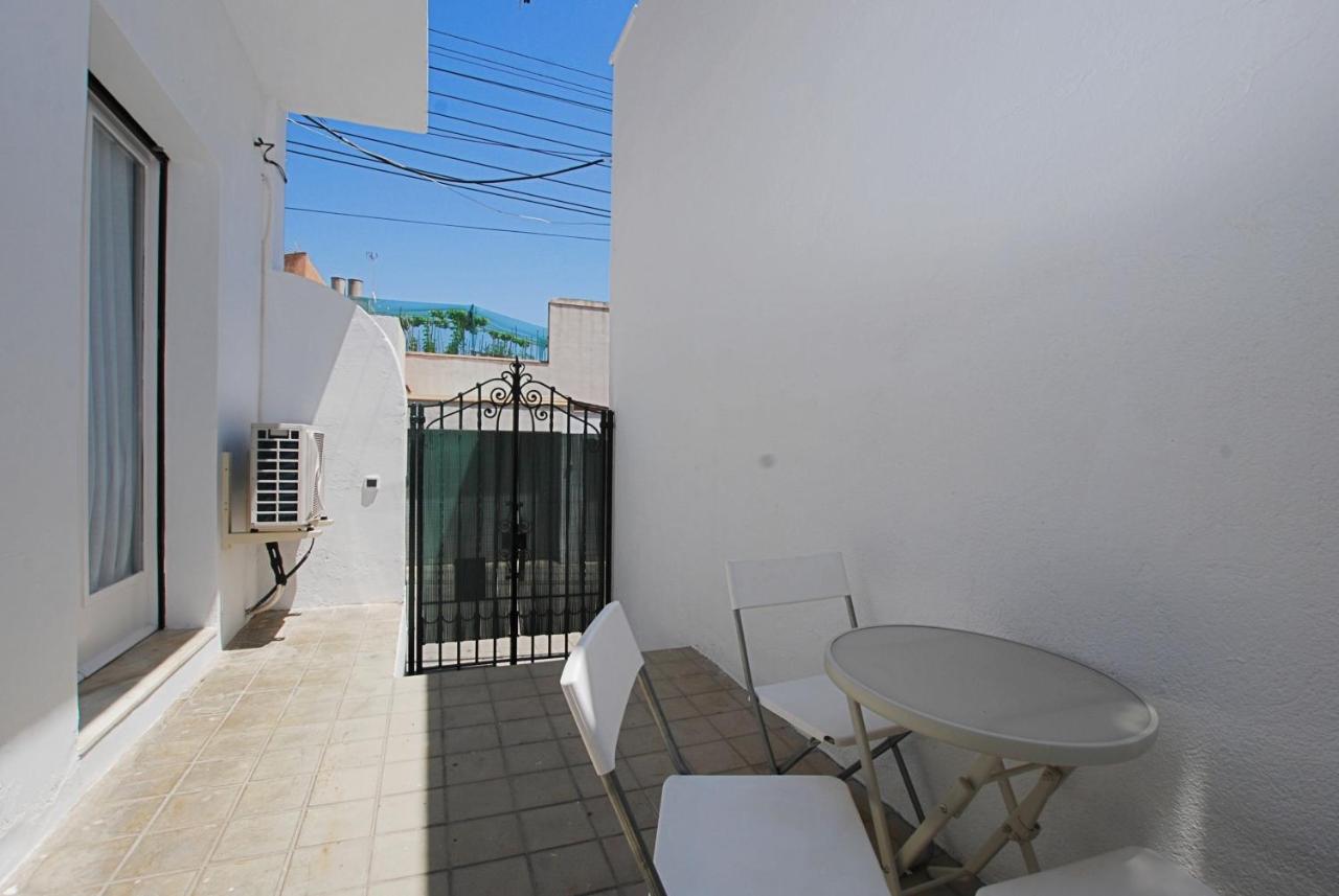La Platgeta · La Platgeta · Ideal family apartment, with private terrace - B&B