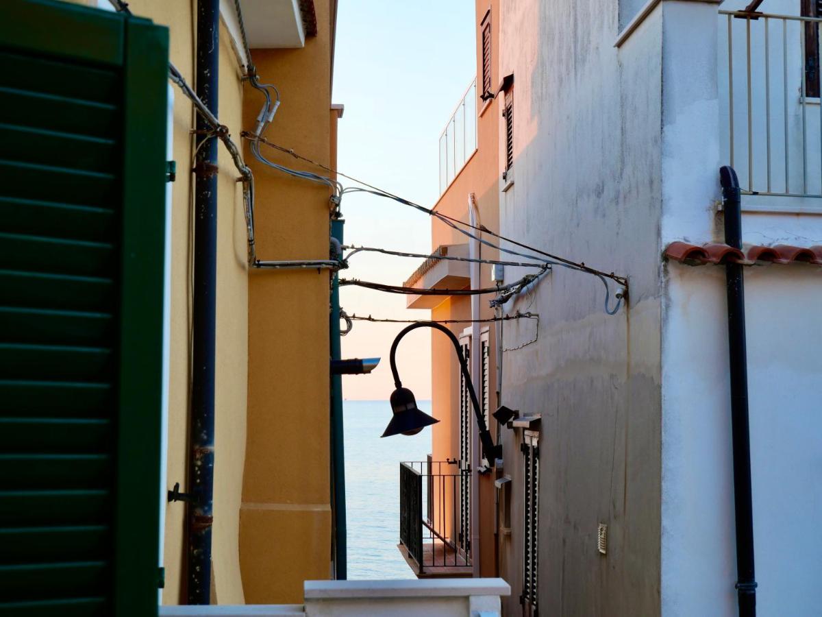 Il Ciclope - La casa sotto il faro - Chambres d’hôtes Termoli