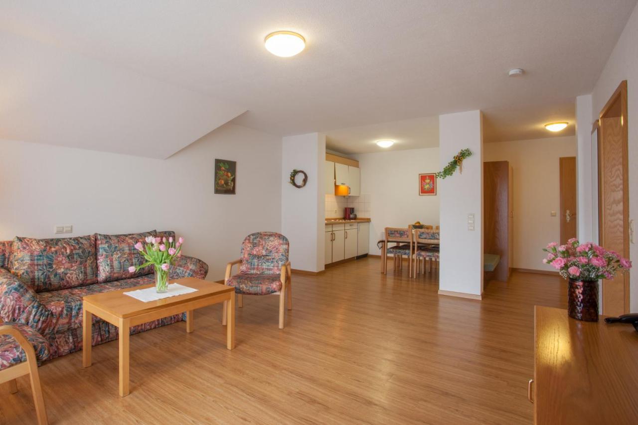 Rustikale 2 Zi.-FeWo 70 qm Barrierefrei Nähe Freiburg - B&B