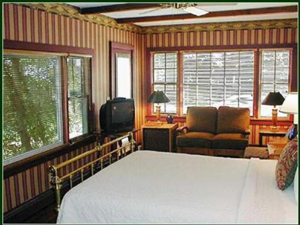 One-Bedroom Suite