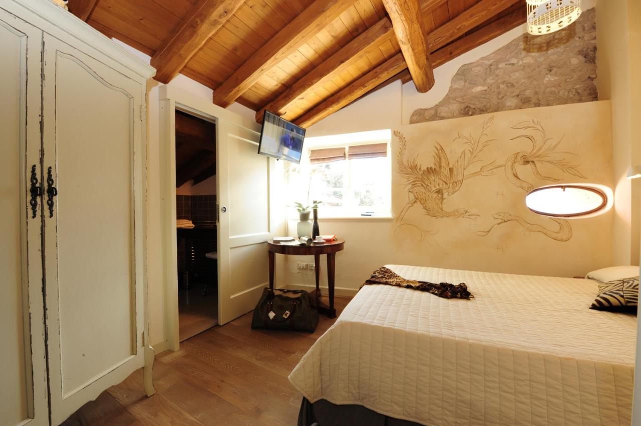 Double Room with Lake View