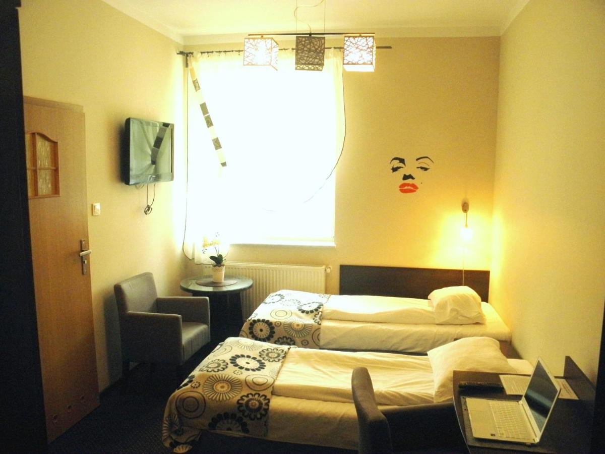 Triple Room with Bathroom
