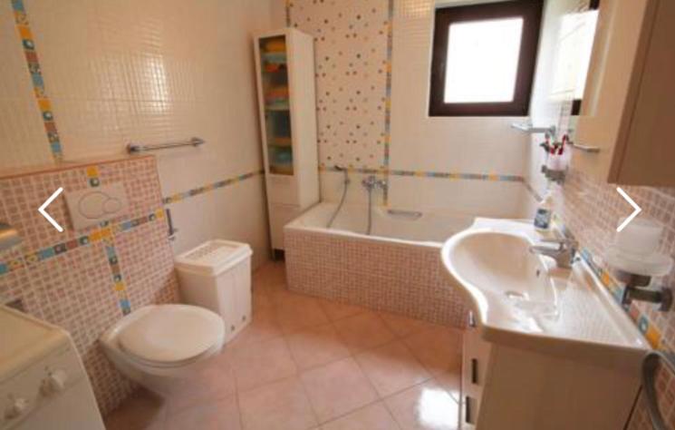 Apartman San Marino 2 - Bed and Breakfast Makarska